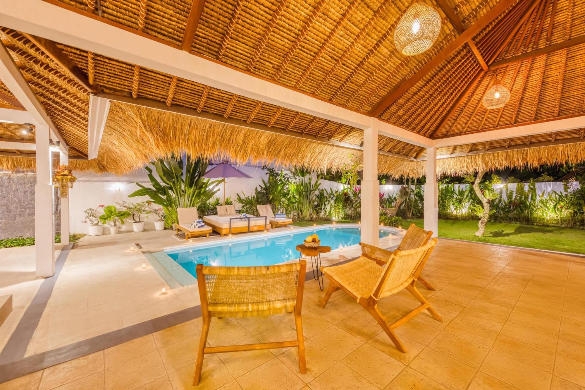Villa Barcelona - Private 5 Bdr In Seminyak, Location, Large Pool & Garden *