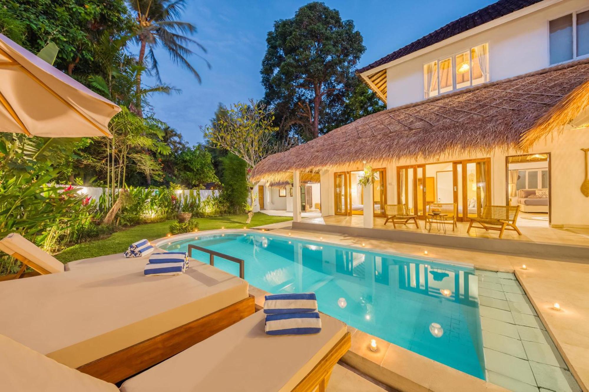 Villa Barcelona - Private 5 Bdr In Seminyak, Location, Large Pool & Garden *