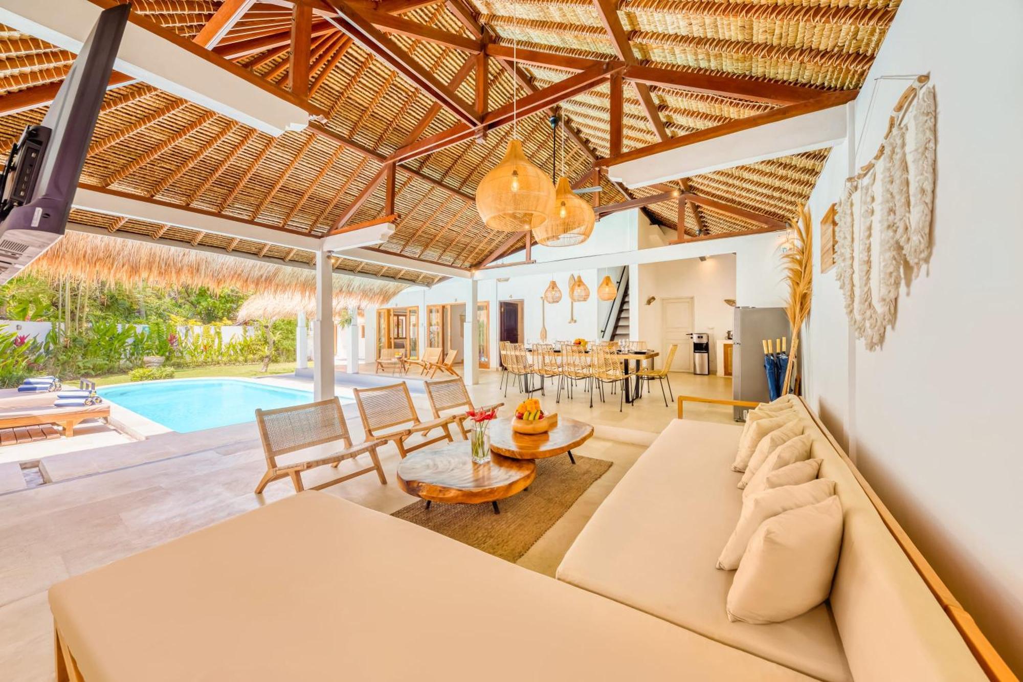 Barcelona - Private 5 Bdr In Seminyak, Location, Large Pool & Garden Villa Seminyak (Bali)